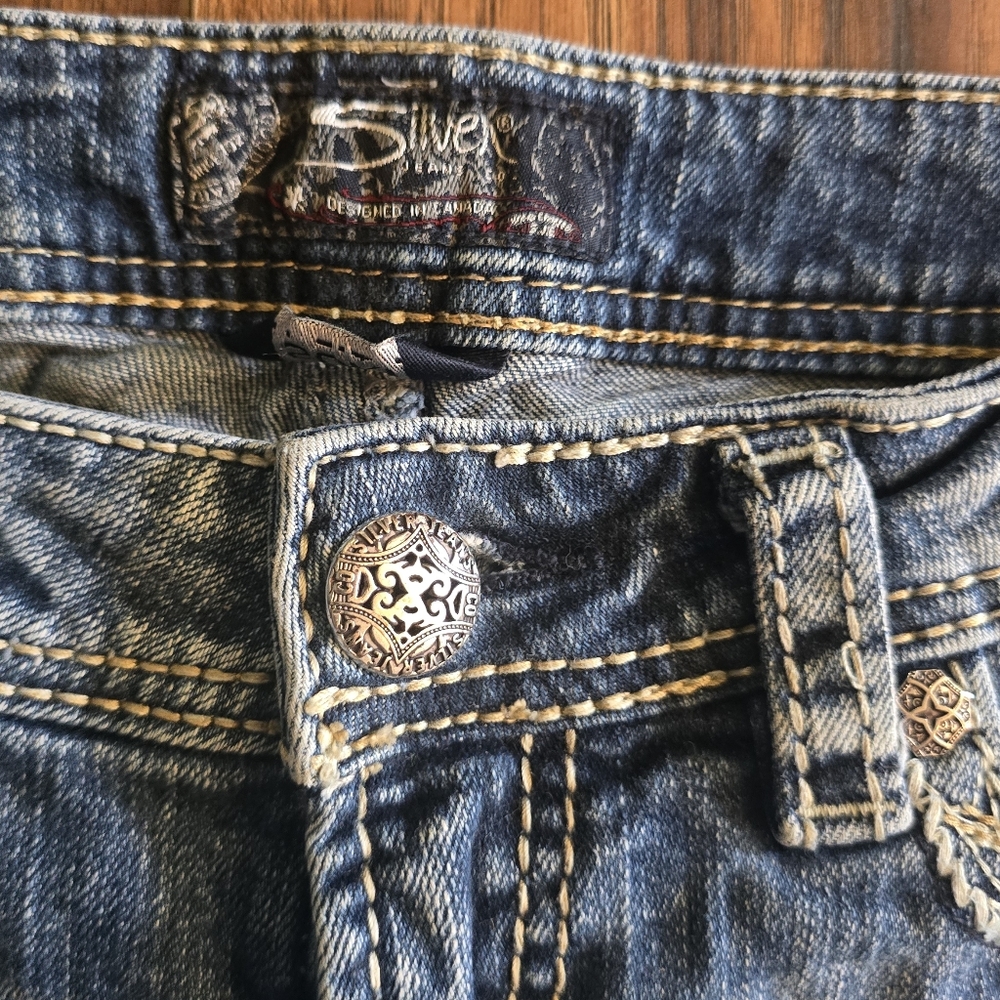 Silver Women's Blue Distressed Capri - Picture 4 of 8